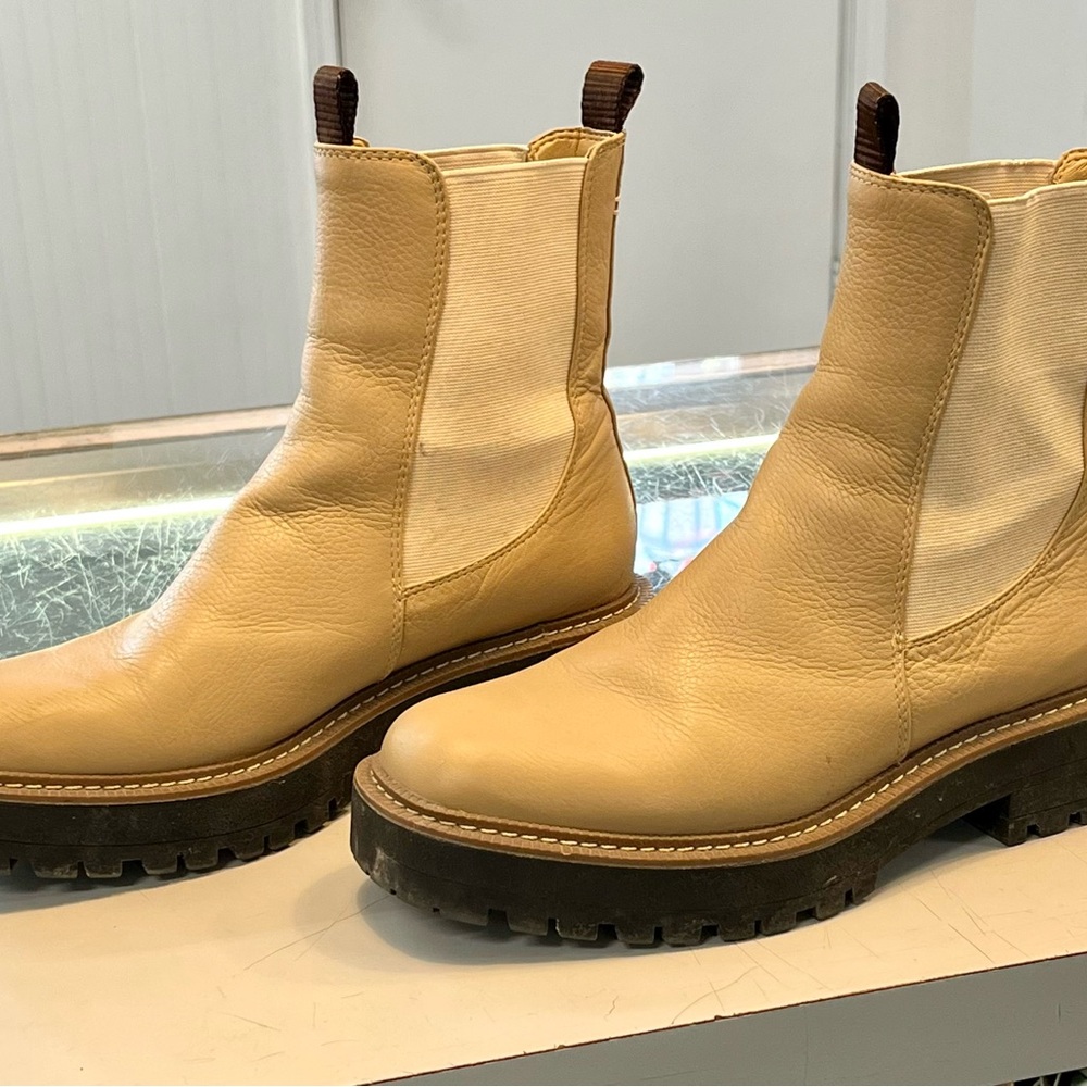 Sam Edelman Laguna Chelsea boot